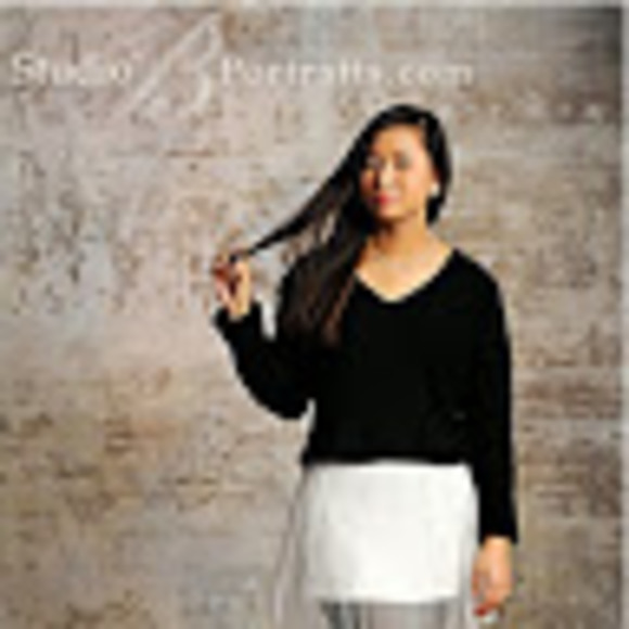 Meet your Posher, Zoe - Picture 1 of 1